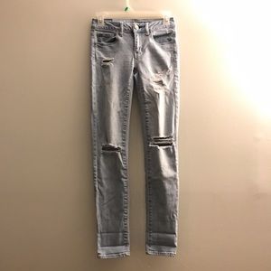 American Eagle Distressed Jeans